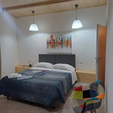 Hotel Centrale Сиракуза Екстериор снимка