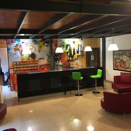 Hotel Centrale Сиракуза Екстериор снимка
