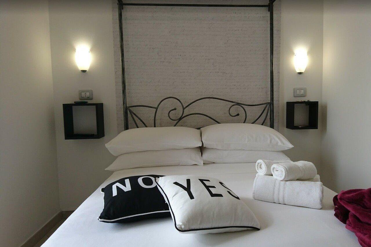 Hotel Centrale Сиракуза Екстериор снимка