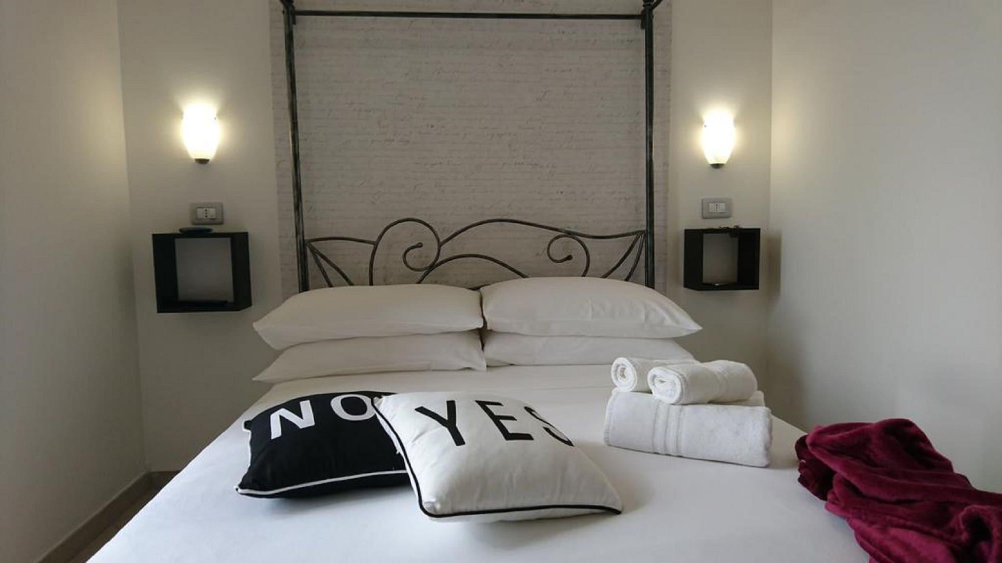 Hotel Centrale Сиракуза Екстериор снимка