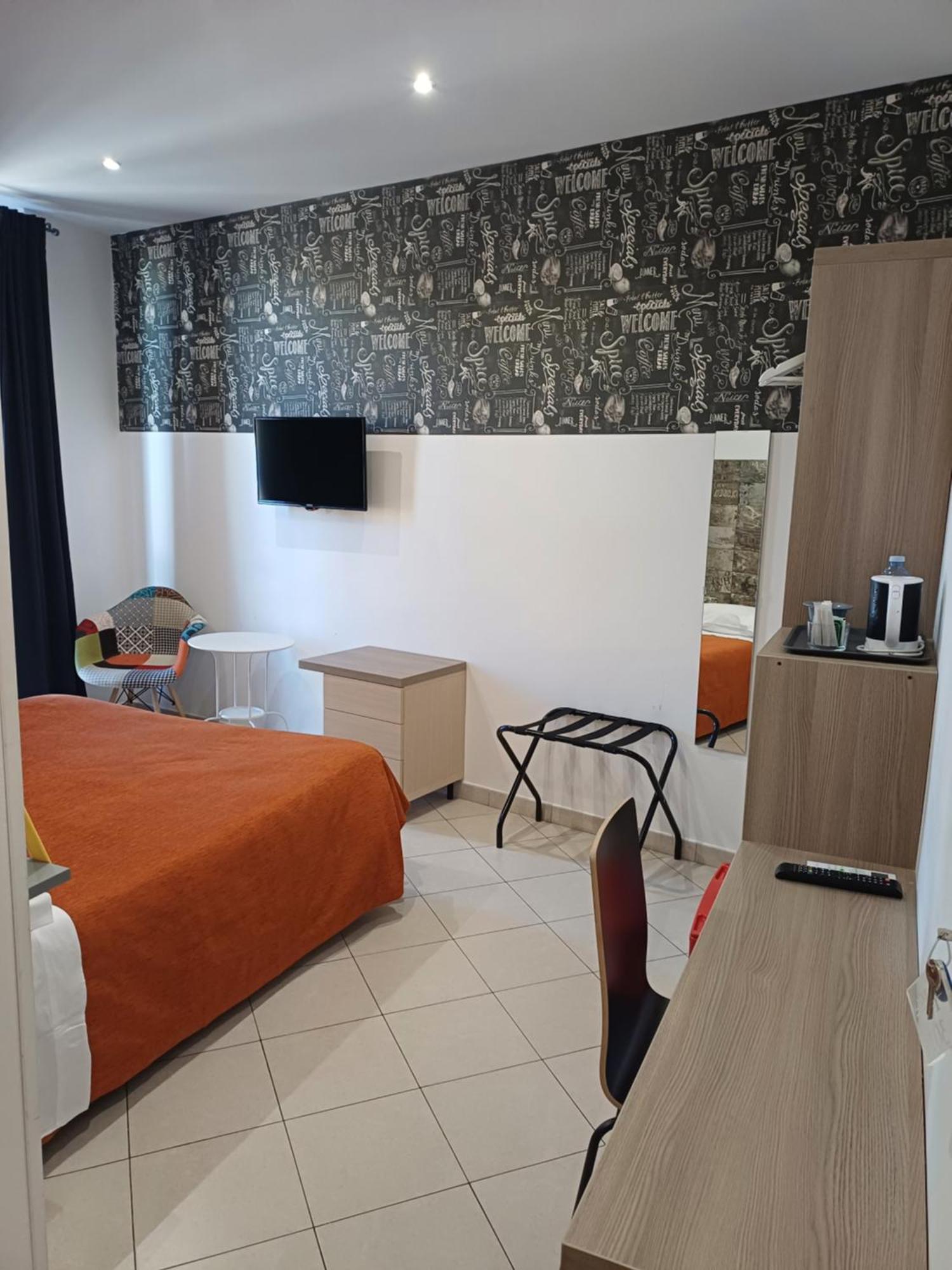 Hotel Centrale Сиракуза Екстериор снимка