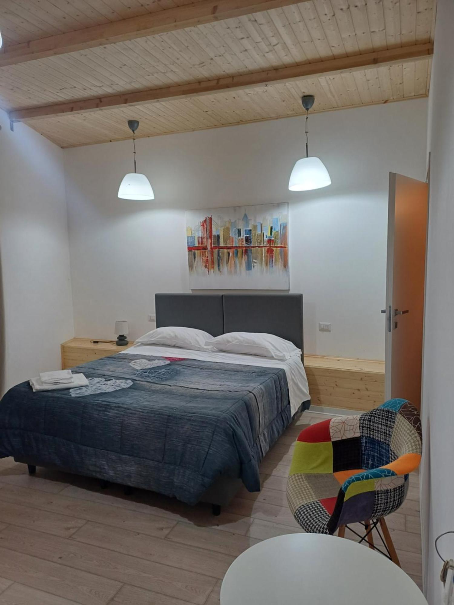 Hotel Centrale Сиракуза Екстериор снимка